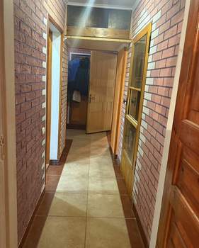 2-к квартира, вторичка, 54м2, 1/1 этаж