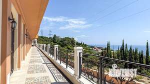 3-к квартира, вторичка, 61м2, 1/8 этаж