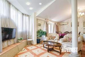 3-к квартира, вторичка, 90м2, 3/3 этаж