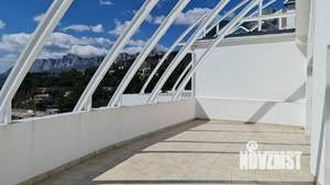 3-к квартира, вторичка, 230м2, 1/2 этаж