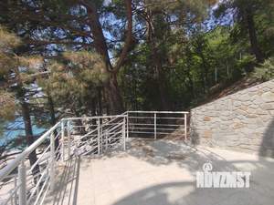 2-к квартира, вторичка, 135м2, 2/5 этаж