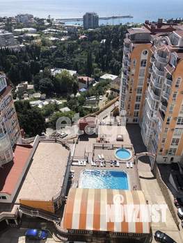 3-к квартира, вторичка, 95м2, 1/13 этаж