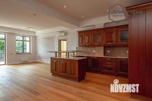 3-к квартира, вторичка, 134м2, 5/8 этаж