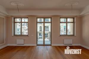 3-к квартира, вторичка, 133м2, 7/8 этаж