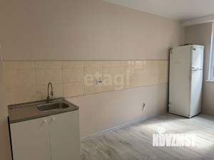 2-к квартира, вторичка, 63м2, 1/14 этаж