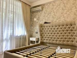 3-к квартира, вторичка, 98м2, 1/14 этаж