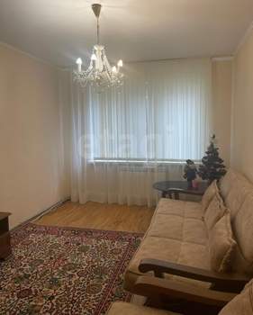 3-к квартира, вторичка, 80м2, 1/9 этаж