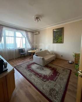 3-к квартира, вторичка, 70м2, 10/14 этаж