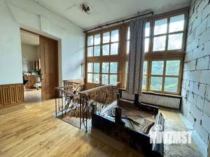 3-к квартира, вторичка, 120м2, 1/2 этаж