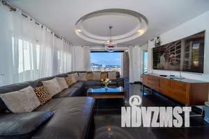 3-к квартира, вторичка, 79м2, 9/16 этаж
