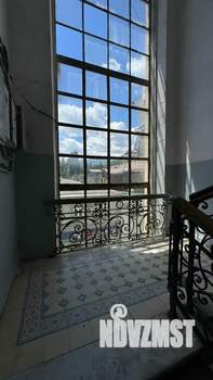 4-к квартира, вторичка, 100м2, 2/4 этаж