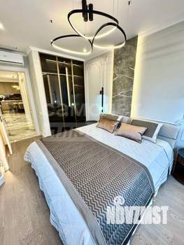 4-к квартира, вторичка, 140м2, 12/20 этаж