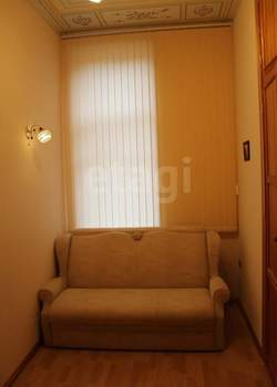 3-к квартира, вторичка, 74м2, 1/4 этаж