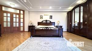 4-к квартира, вторичка, 176м2, 4/10 этаж