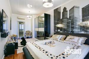 3-к квартира, вторичка, 173м2, 3/15 этаж