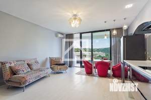 Студия квартира, вторичка, 44м2, 1/7 этаж