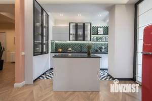 3-к квартира, вторичка, 165м2, 3/14 этаж