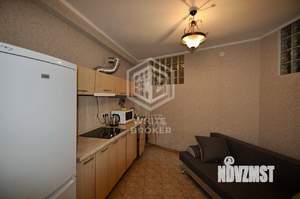 2-к квартира, вторичка, 40м2, 1/6 этаж