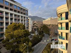 1-к квартира, вторичка, 77м2, 8/9 этаж
