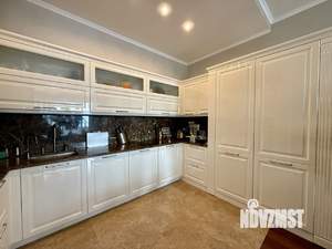 3-к квартира, вторичка, 141м2, 13/15 этаж