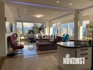 2-к квартира, вторичка, 120м2, 5/5 этаж