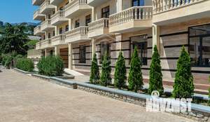 Студия квартира, вторичка, 65м2, 2/10 этаж
