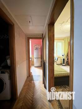 2-к квартира, вторичка, 44м2, 1/4 этаж