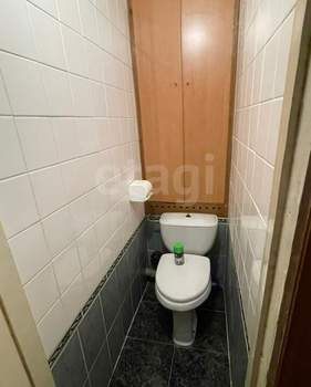 3-к квартира, вторичка, 63м2, 1/5 этаж