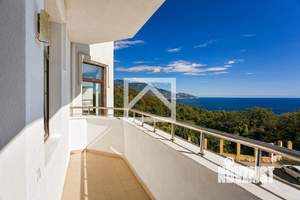 3-к квартира, вторичка, 100м2, 3/9 этаж