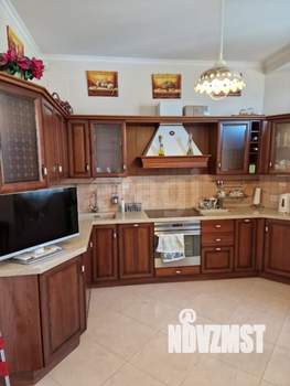3-к квартира, вторичка, 145м2, 10/11 этаж