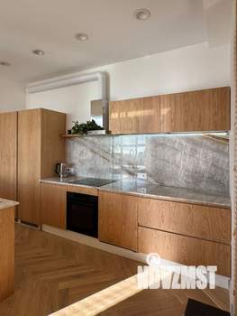 3-к квартира, вторичка, 137м2, 1/6 этаж