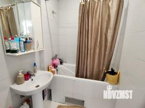 2-к квартира, вторичка, 42м2, 1/4 этаж