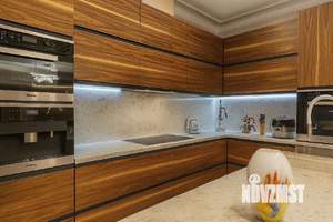 3-к квартира, вторичка, 170м2, 11/11 этаж