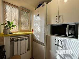 2-к квартира, вторичка, 37м2, 1/4 этаж