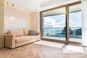 2-к квартира, вторичка, 103м2, 17/18 этаж