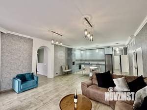 4-к квартира, вторичка, 150м2, 2/5 этаж