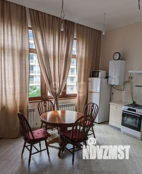 2-к квартира, вторичка, 61м2, 2/2 этаж