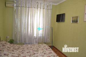 2-к квартира, вторичка, 62м2, 1/1 этаж
