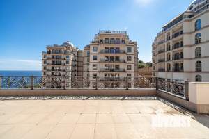 3-к квартира, вторичка, 247м2, 4/5 этаж