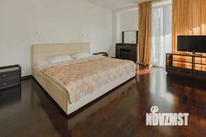 4-к квартира, вторичка, 218м2, 5/15 этаж