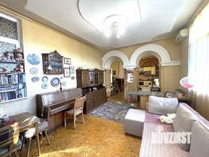 6-к квартира, вторичка, 200м2, 2/3 этаж