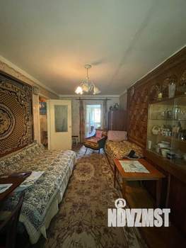 2-к квартира, вторичка, 43м2, 1/4 этаж