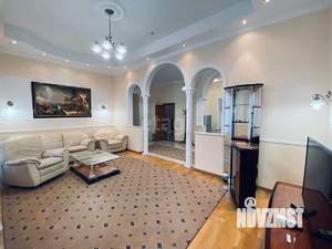 3-к квартира, вторичка, 110м2, 1/4 этаж