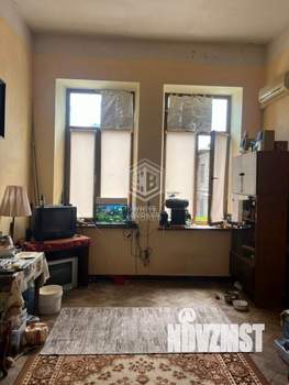 4-к квартира, вторичка, 100м2, 2/4 этаж