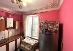 2-к квартира, вторичка, 43м2, 1/5 этаж