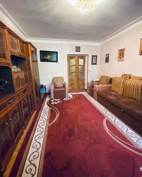 3-к квартира, вторичка, 103м2, 2/4 этаж