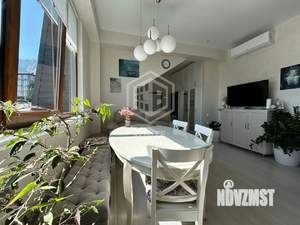 4-к квартира, вторичка, 196м2, 6/6 этаж