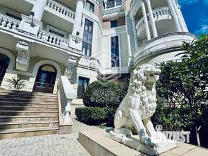 3-к квартира, вторичка, 84м2, 1/5 этаж