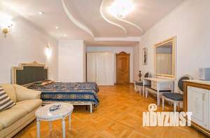 3-к квартира, вторичка, 150м2, 7/12 этаж