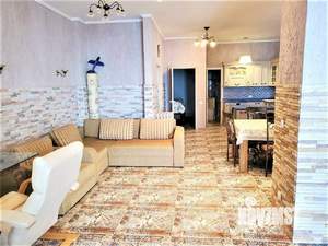3-к квартира, вторичка, 90м2, 1/4 этаж